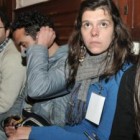 Sabrina, la hija de Raquel y Tucho, llegó a Paraná para seguir el juicio. Imagen: Télam