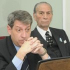 Díaz Bessone (al fondo) con su abogado Miño. Imagen: Alberto Gentilcore.