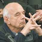Von Wernich fue el capellán de la Policía Bonaerense en épocas de Ramón Camps. Imagen: AFP