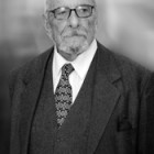 El arquitecto, docente y ciudadano ilustre Iván Hernández Larguía.