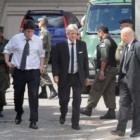 Paulucci ingresando al tribunal federal el día que condenaron a Díaz Bessone, Lofiego y Marcote, entre otros.