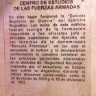 “Injuriosa e insultante placa”, consideró una revista militar.