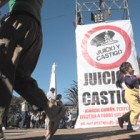 La jurisprudencia señala no sólo que está vedado indultar estos crímenes, sino que el Estado tiene la obligación de perseguirlos. Imagen: Leandro Teysseire