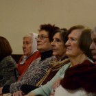 Durante el acto, en primera fila, se sentaron Marta García de Candeloro e integrantes de Abuelas de Plaza de Mayo.