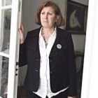 “El mandatario Abdelaziz Buteflika dice que parecemos unas lloronas”, cuenta Nassera Dutour. Imagen: Dafne Gentinetta