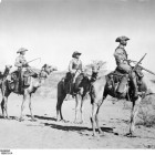 Patrulla de soldados alemanes en 1906. Fotografía de Walther Dobbertin, en el Deutsches Bundesarchiv.
