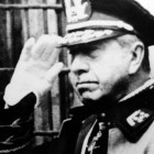 Pinochet, en el apogeo de su poder, con uniforme de gala el 18 de septiembre de 1985, día de la Independencia de Chile.