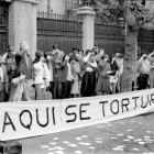 Chile, década del ´80. Manifestación del Movimiento contra la tortura Sebastián Acevedo.