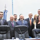 Horacio Verbitsky, Héctor Recalde, Julián Domínguez, Alejandro Vanoli y diputados que acompañaron la iniciativa